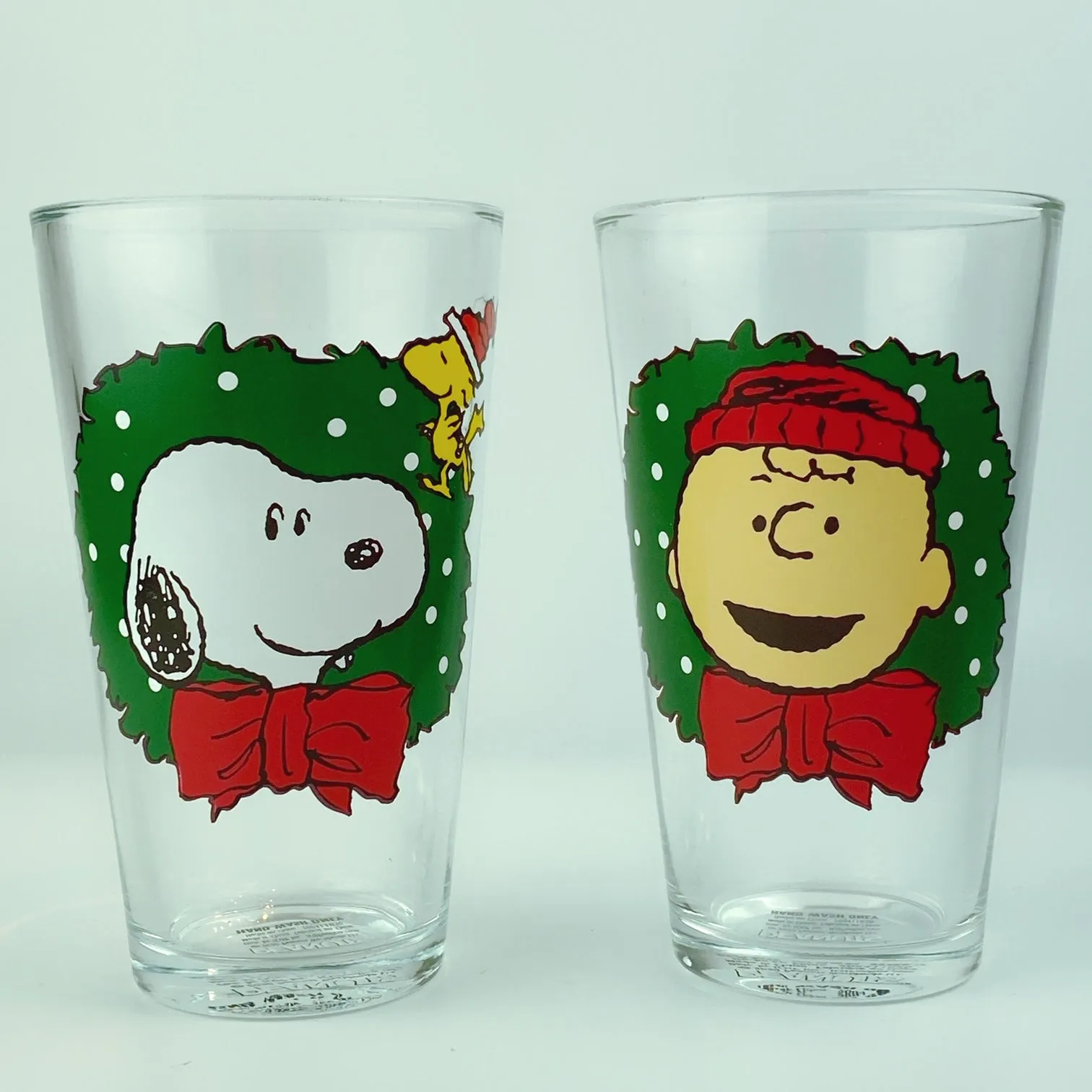 Peanuts Christmas Snoopy & Friends Drinking Glasses Collectors Series Set of Two 16oz with Ice Tray