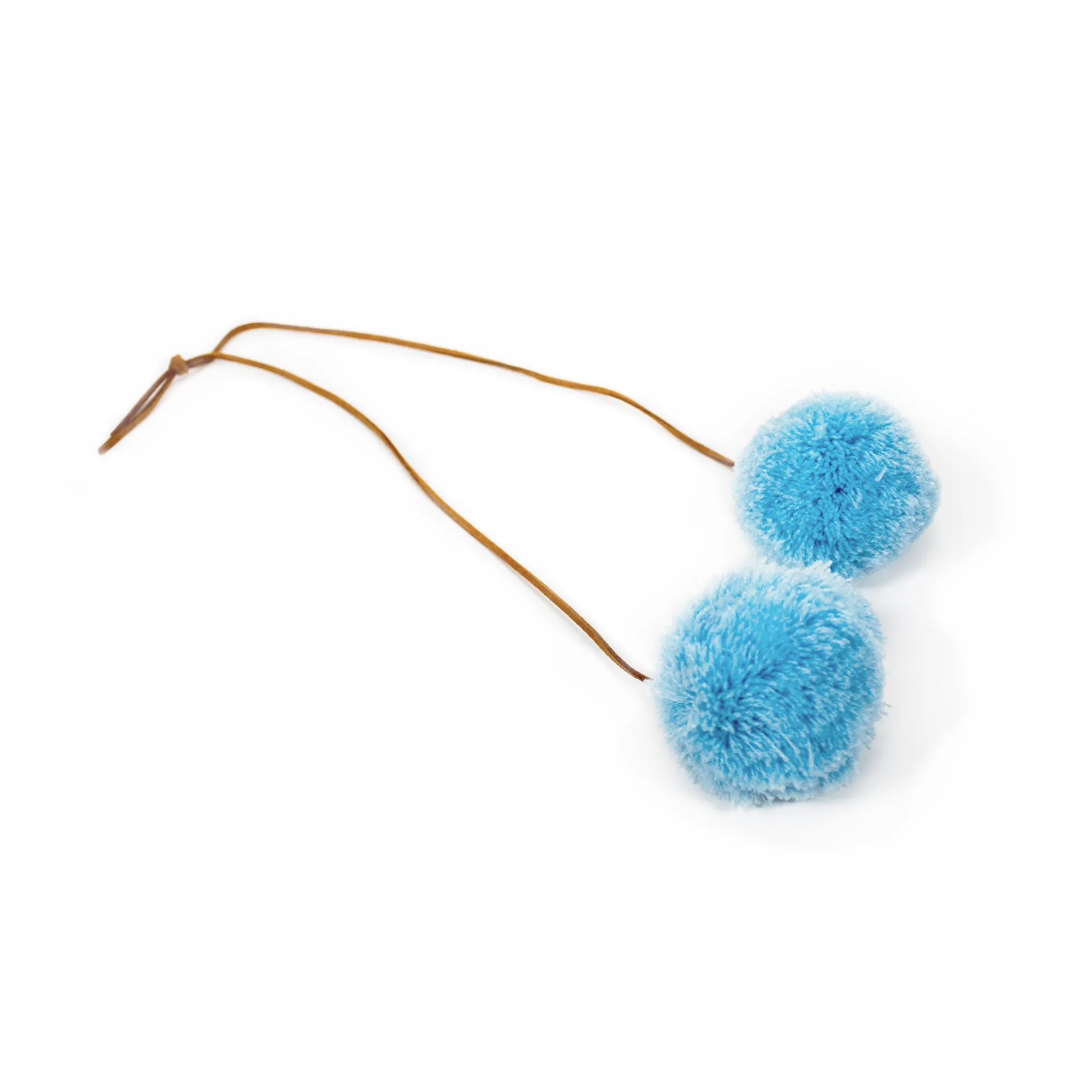 Pom Pom: Light Blue & Light Blue